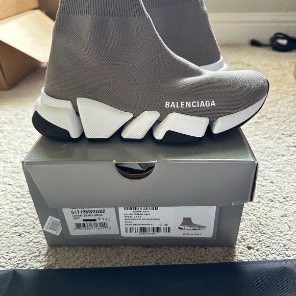 Balenciaga W6 36 DRK Beige. - Picture 2 of 9